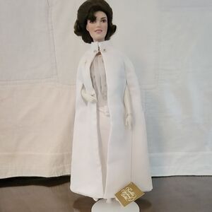Franklin Mint White Fashion Doll